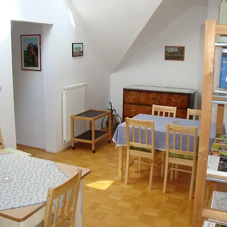 Bed & Breakfast Trnje Pivka