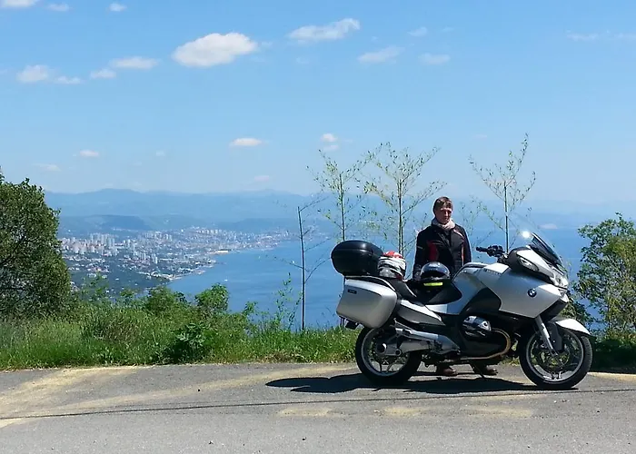 Trnje فندق مبيت وإفطار 3*